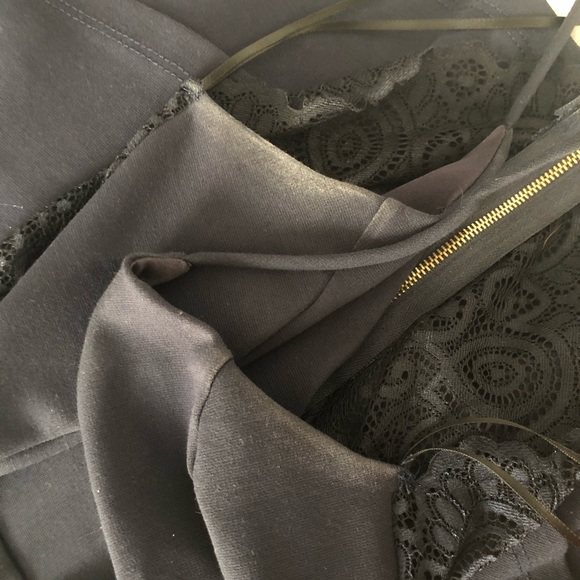 Windsor Navy Blue Formal Dress - Picture 5 of 5